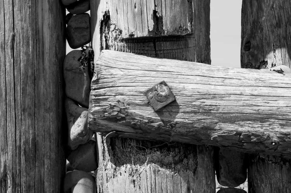 breakwater in b and w